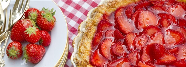 Glutenfri jordgubbspaj